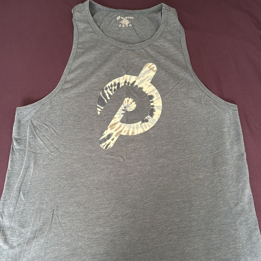 (6) Peloton Tank Bundle - Picture 11 of 15